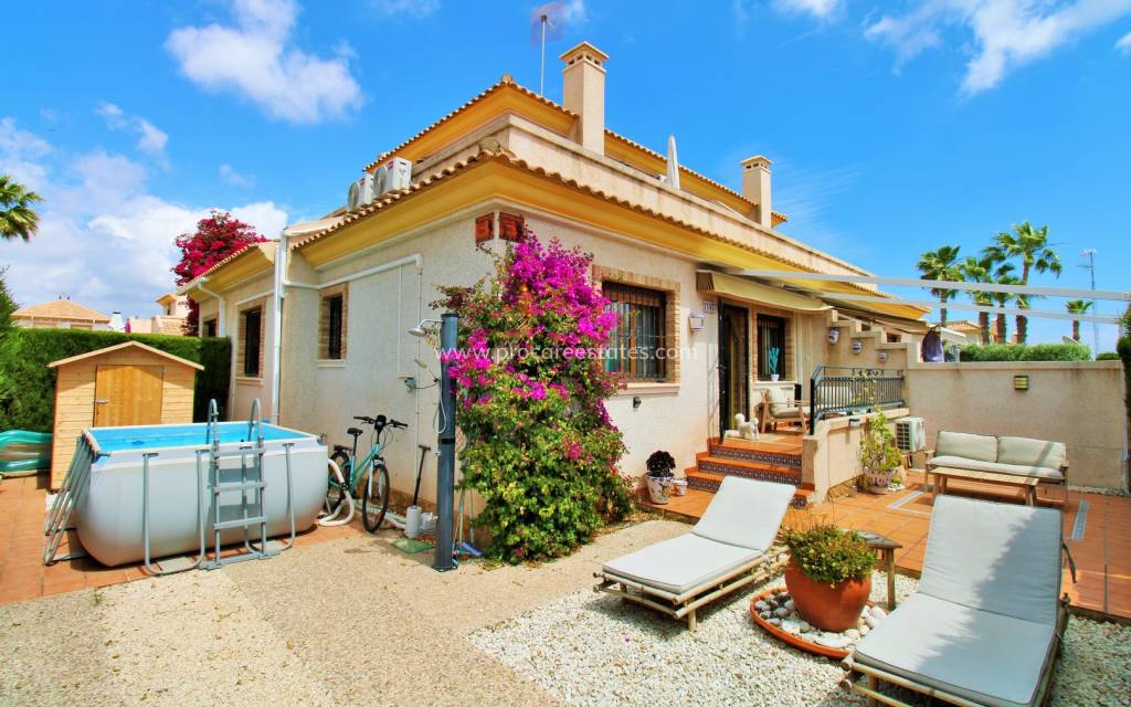 Resale - Town house - Orihuela Costa - Villamartin