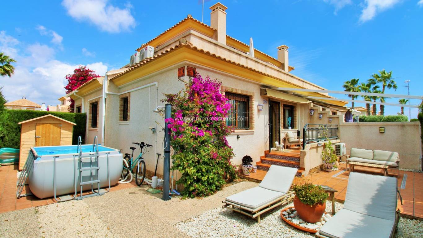 Resale - Town house - Orihuela Costa - Villamartin