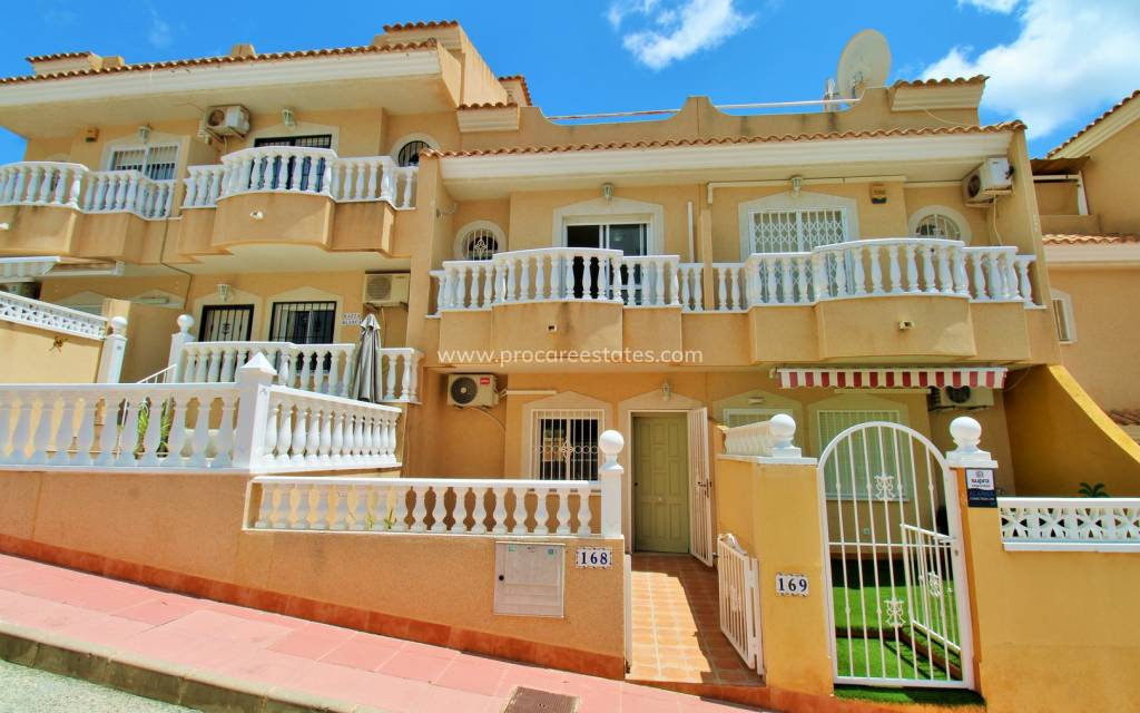 Resale - Town house - Orihuela Costa - Villamartin