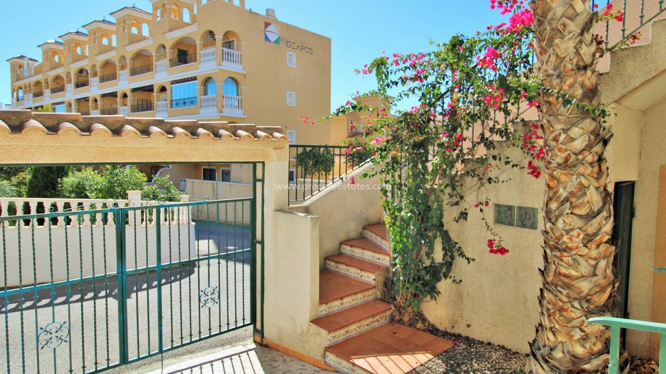 Resale - Town house - Orihuela Costa - Villamartin