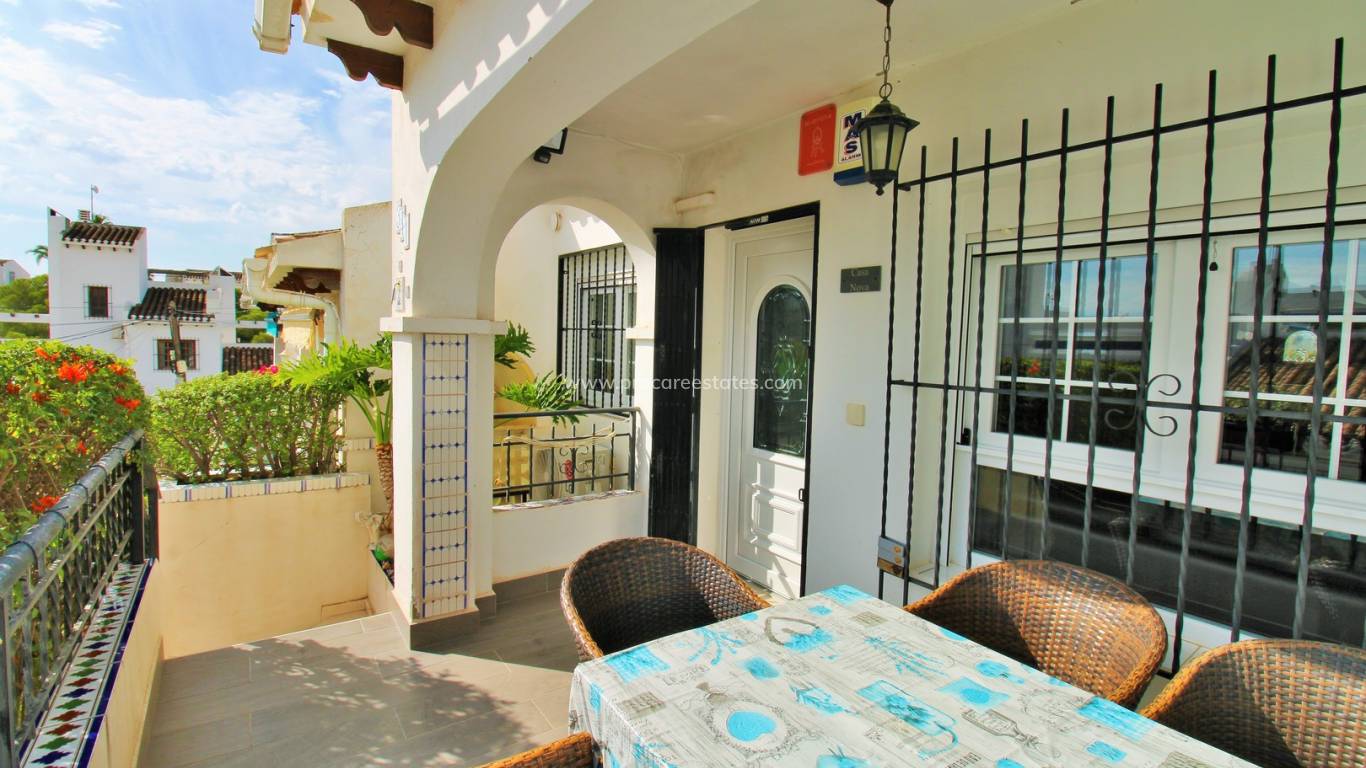 Resale - Town house - Orihuela Costa - Villamartin