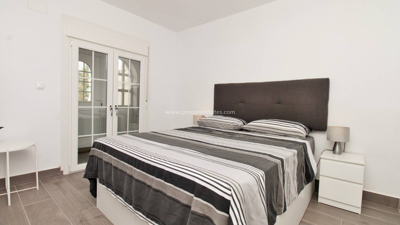 Resale - Town house - Orihuela Costa - Villamartin