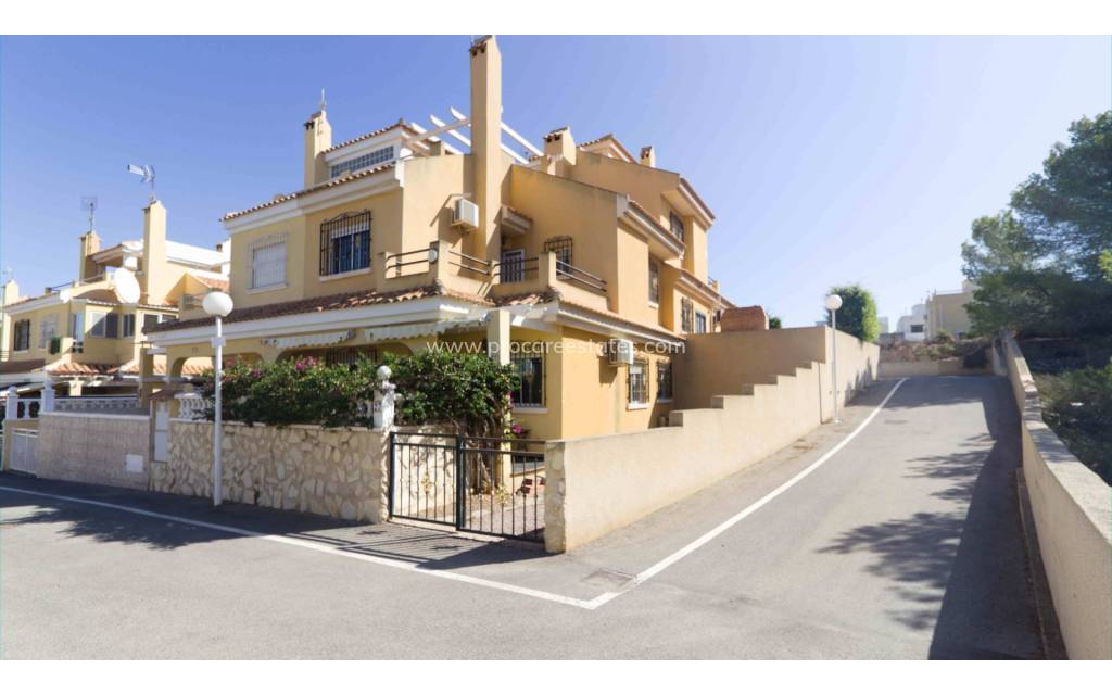 Resale - Town house - Orihuela Costa