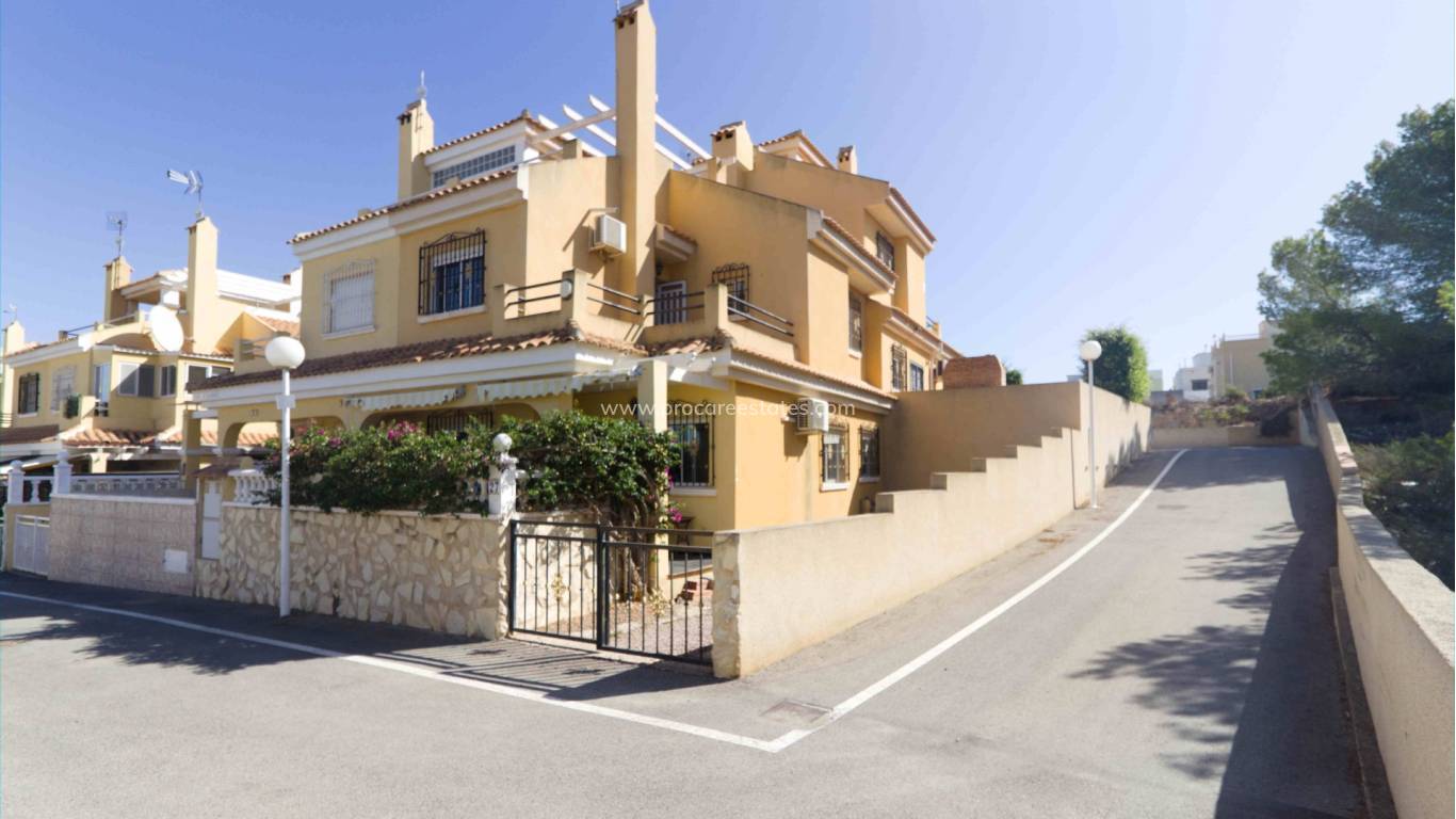 Resale - Town house - Orihuela Costa