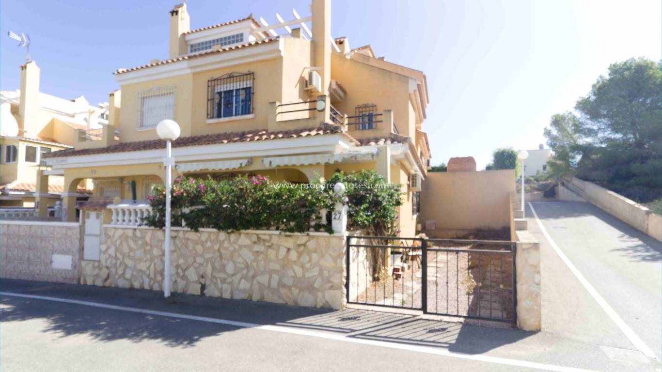 Resale - Town house - Orihuela Costa