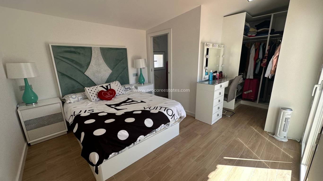 Resale - Town house - Orihuela - Torremendo