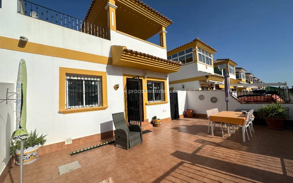 Resale - Town house - Orihuela - Vistabella Golf