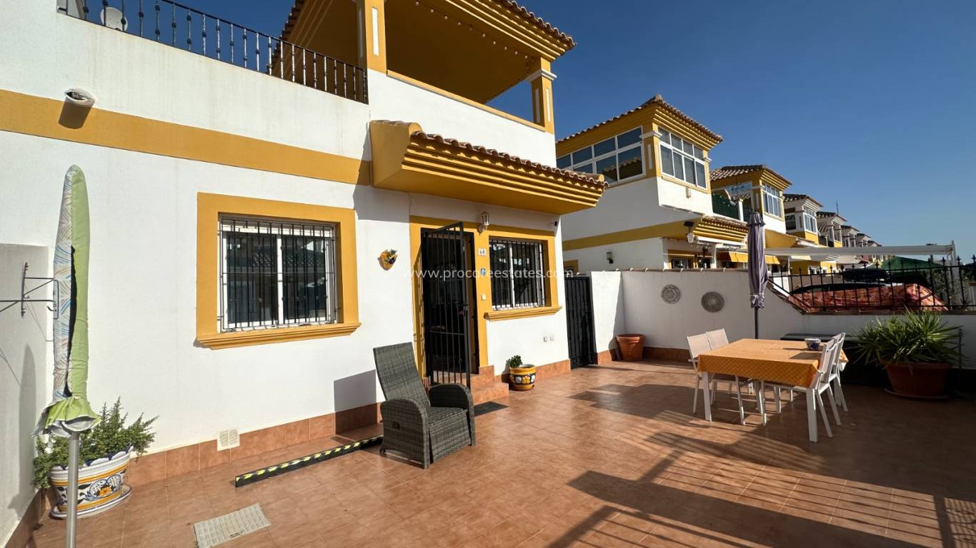 Resale - Town house - Orihuela - Vistabella Golf