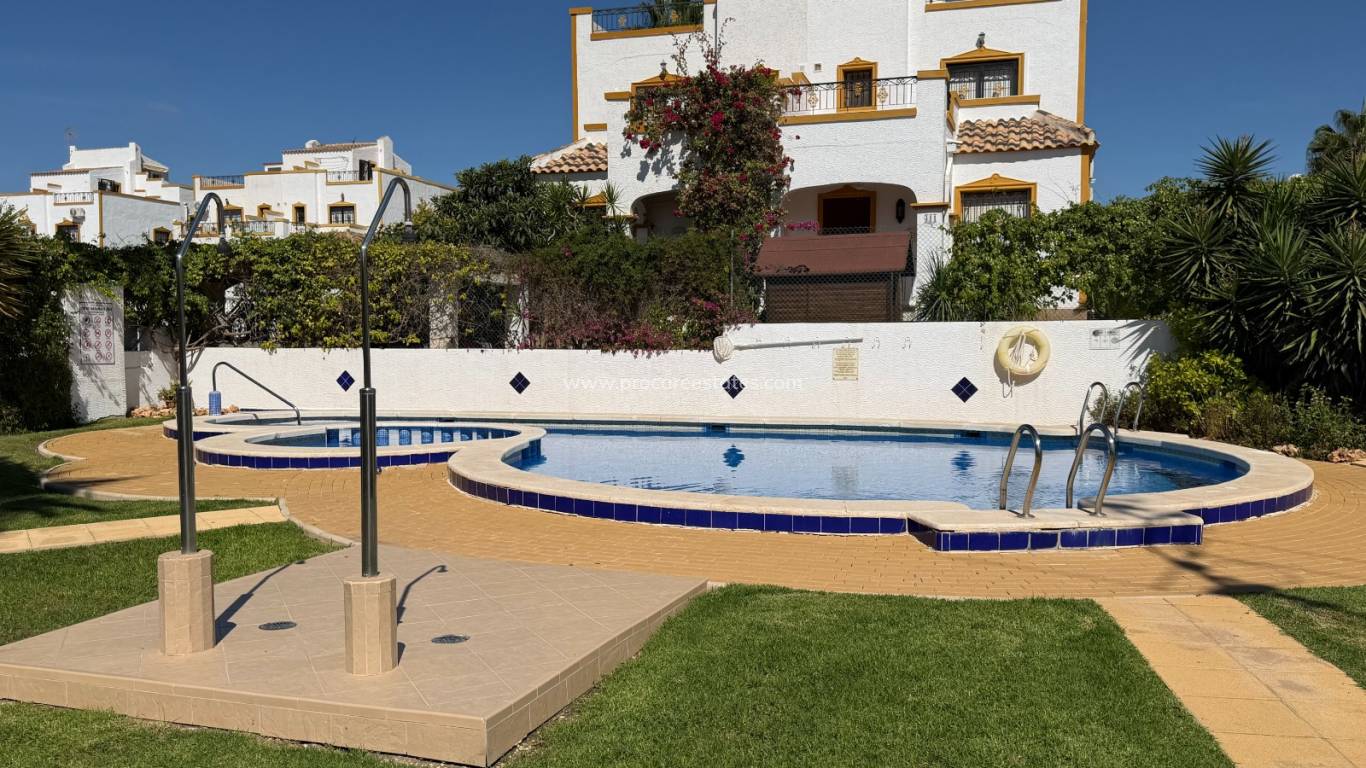 Resale - Town house - Orihuela - Vistabella Golf