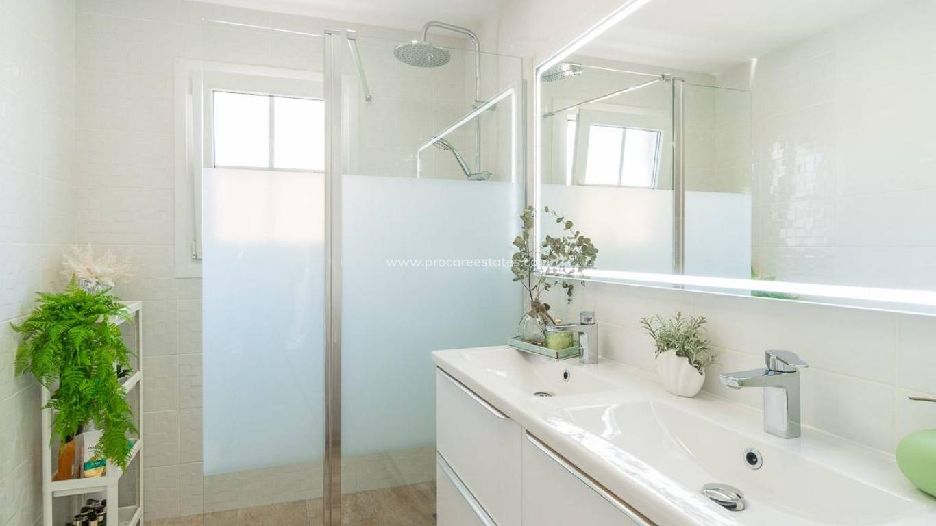 Resale - Town house - San Miguel de Salinas - Las filipinas