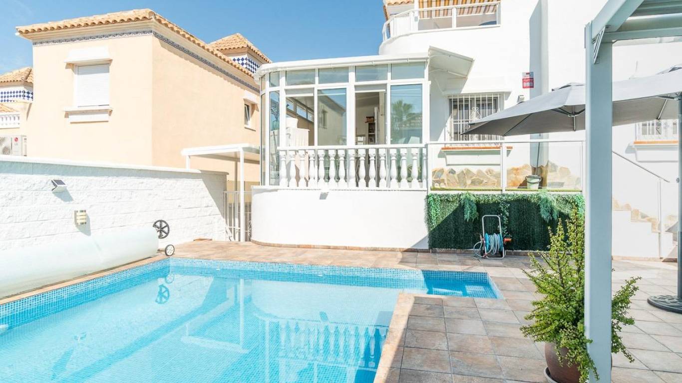 Resale - Town house - San Miguel de Salinas - Las filipinas