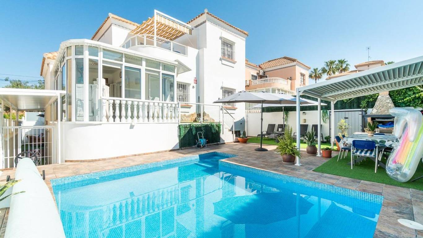 Resale - Town house - San Miguel de Salinas - Las filipinas