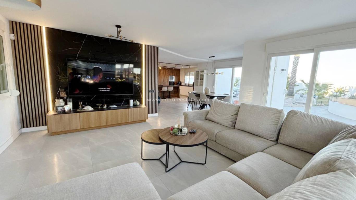 Resale - Town house - San Miguel de Salinas - Pueblo 9