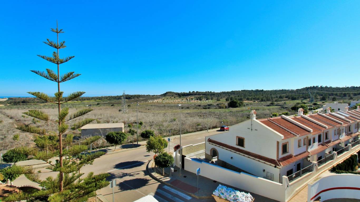 Resale - Town house - San Miguel de Salinas