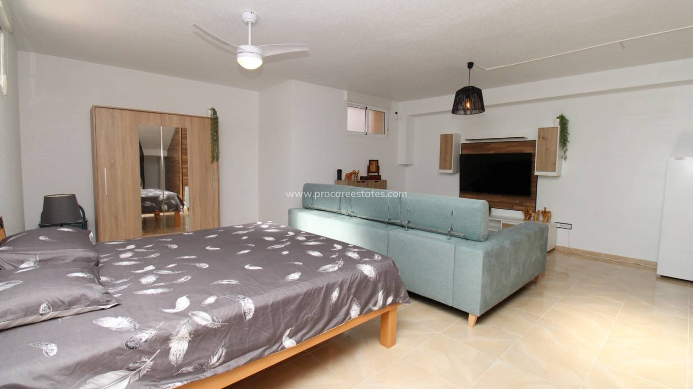 Resale - Town house - San Miguel de Salinas