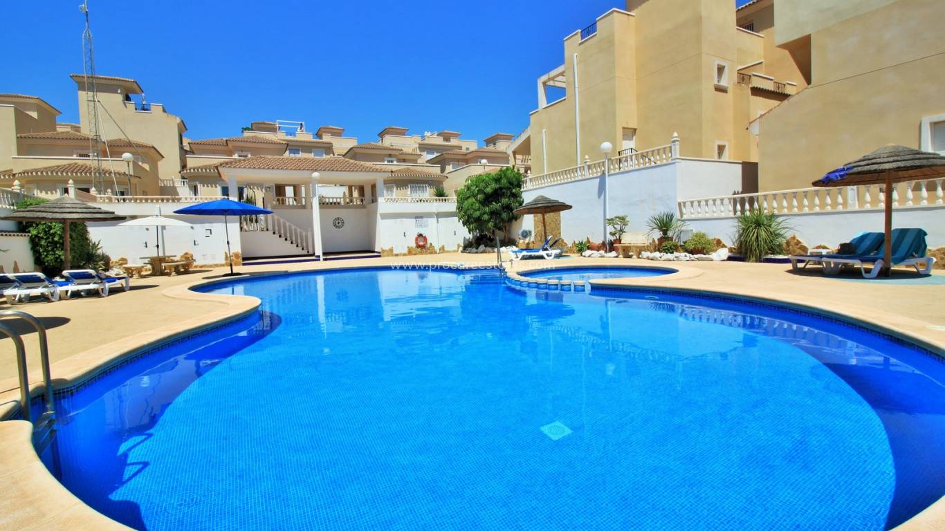 Resale - Town house - San Miguel de Salinas