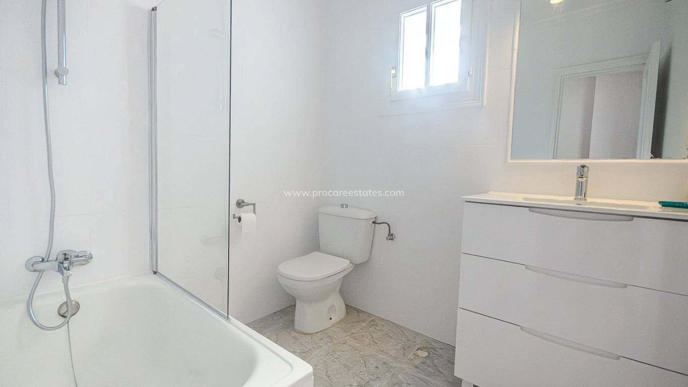 Resale - Town house - San Miguel de Salinas