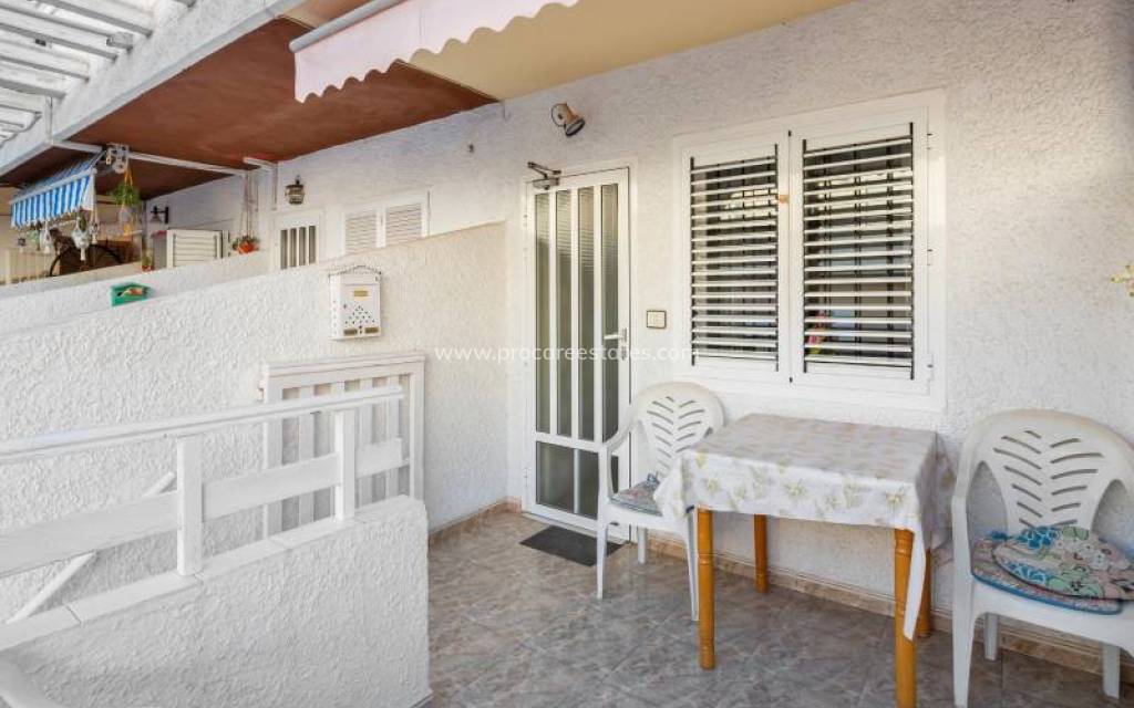 Resale - Town house - Torrevieja - Acequion