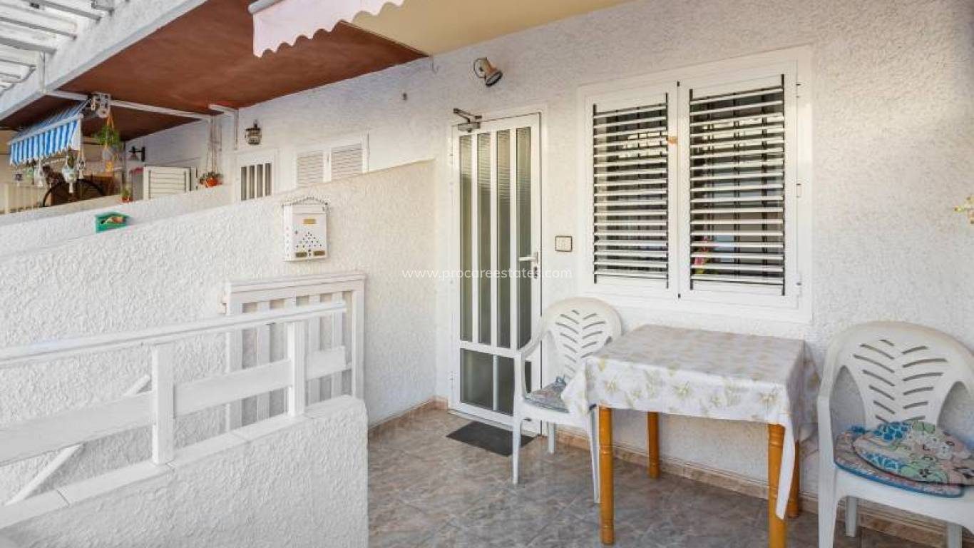 Resale - Town house - Torrevieja - Acequion