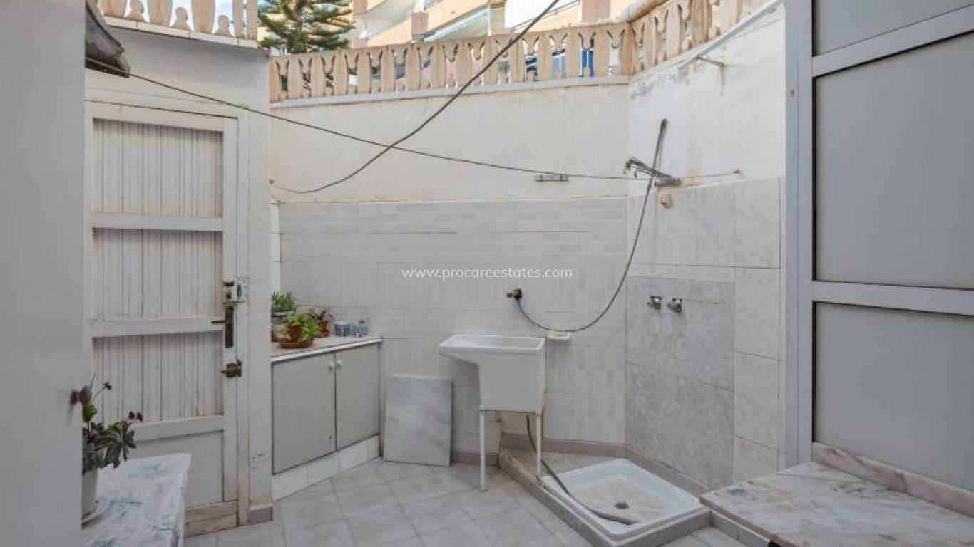 Resale - Town house - Torrevieja - Acequion