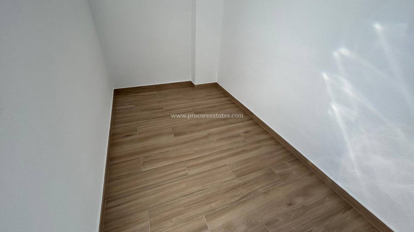 Resale - Town house - Torrevieja - Acequion