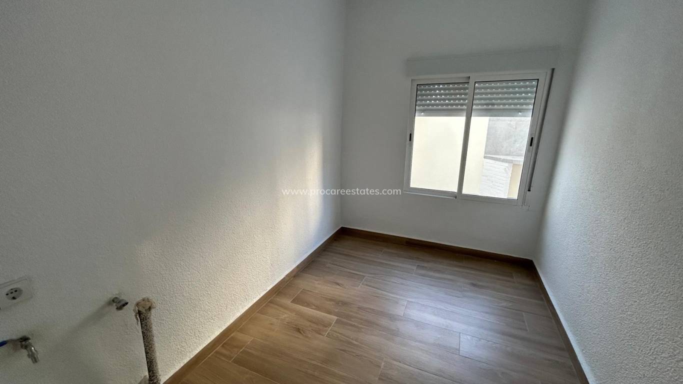 Resale - Town house - Torrevieja - Acequion