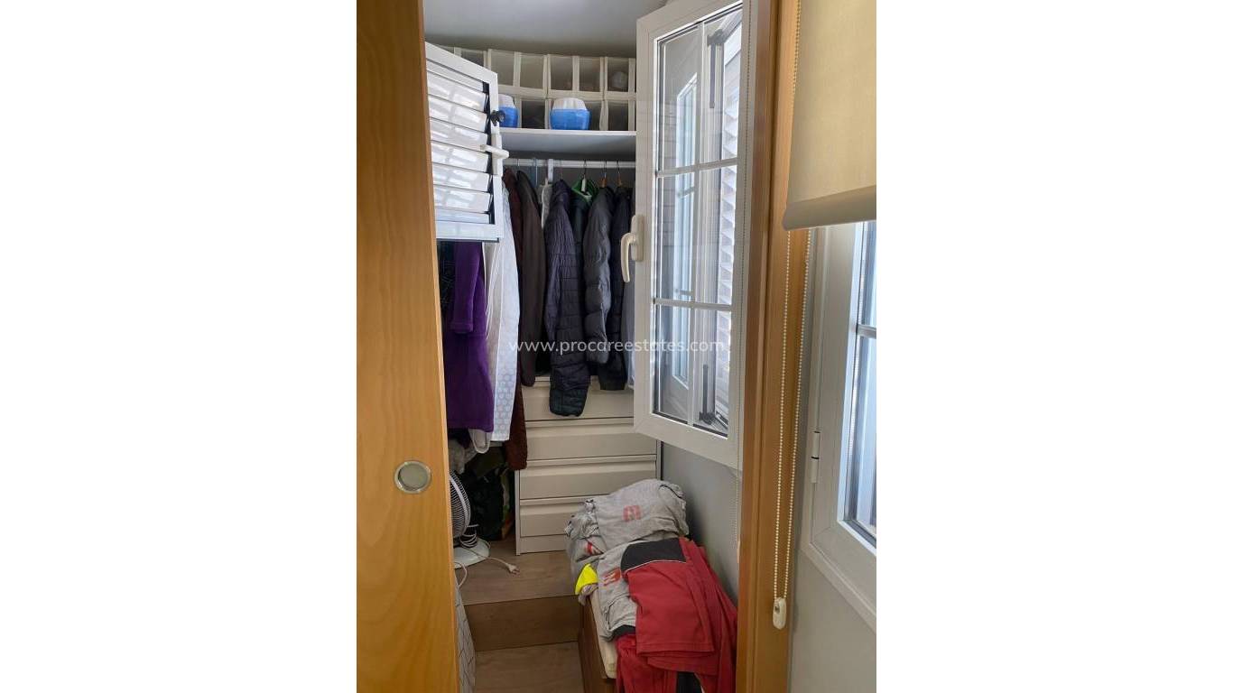 Resale - Town house - Torrevieja - Acequion