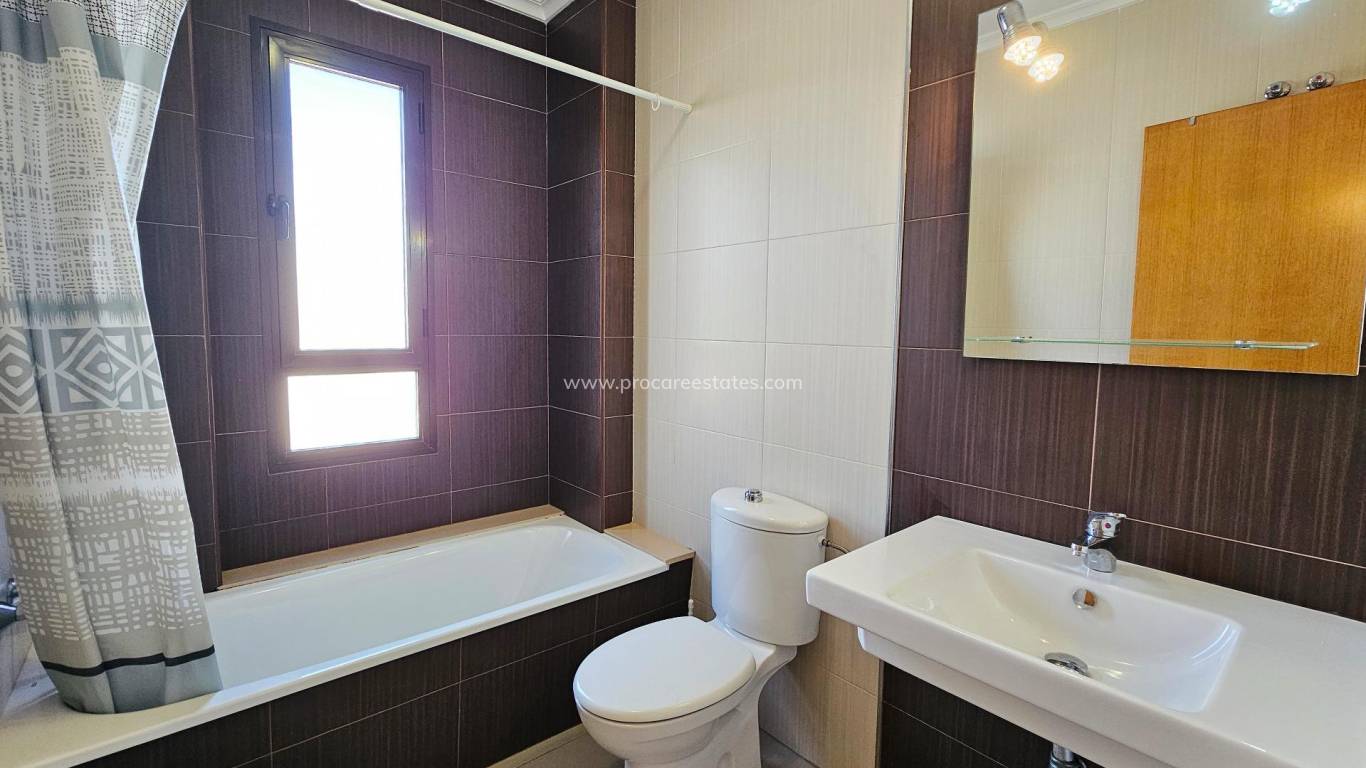 Resale - Town house - Torrevieja - Aguas Nuevas