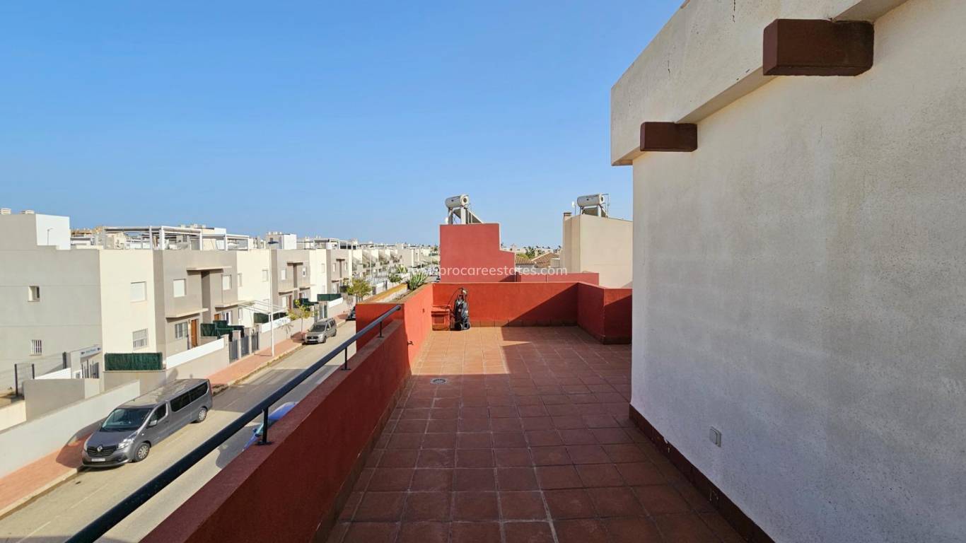 Resale - Town house - Torrevieja - Aguas Nuevas