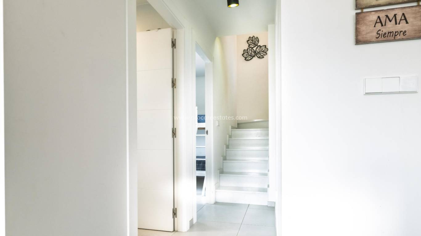 Resale - Town house - Torrevieja - Aguas Nuevas