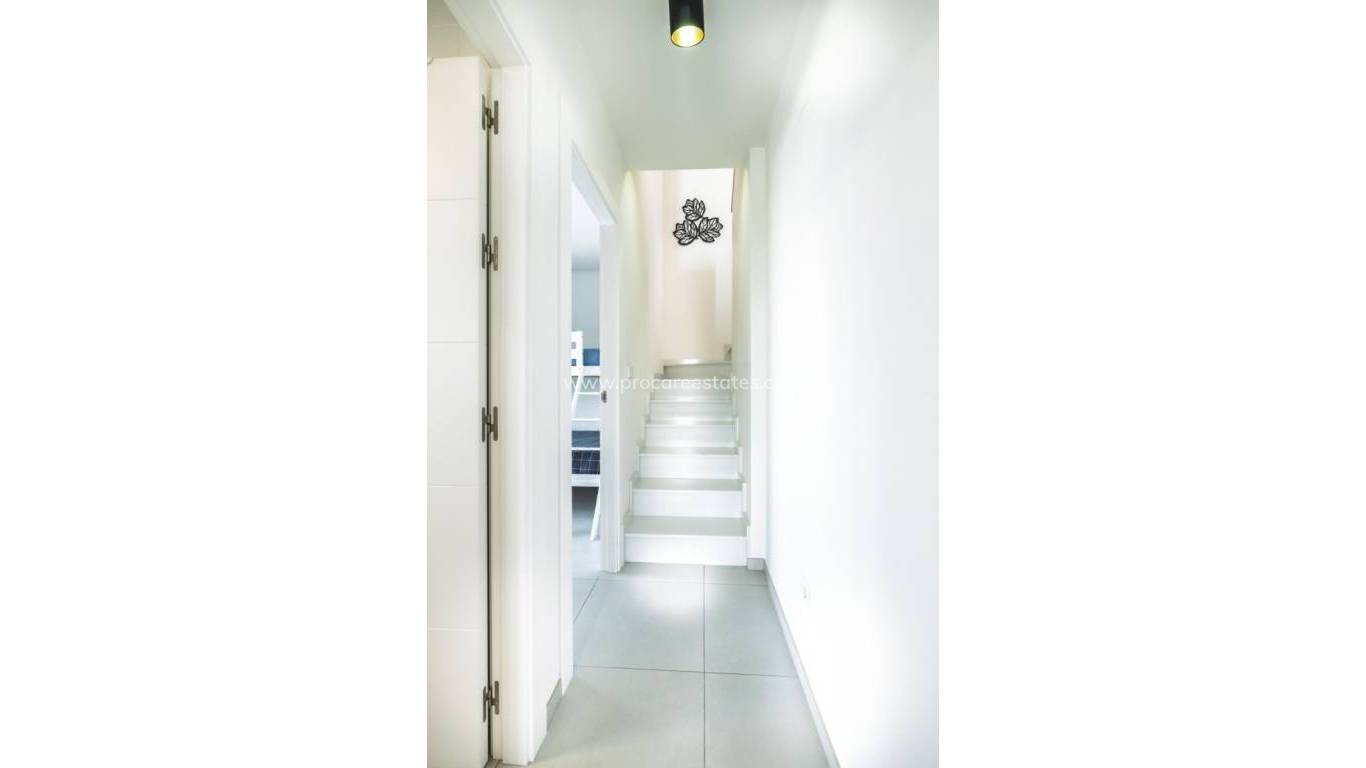 Resale - Town house - Torrevieja - Aguas Nuevas