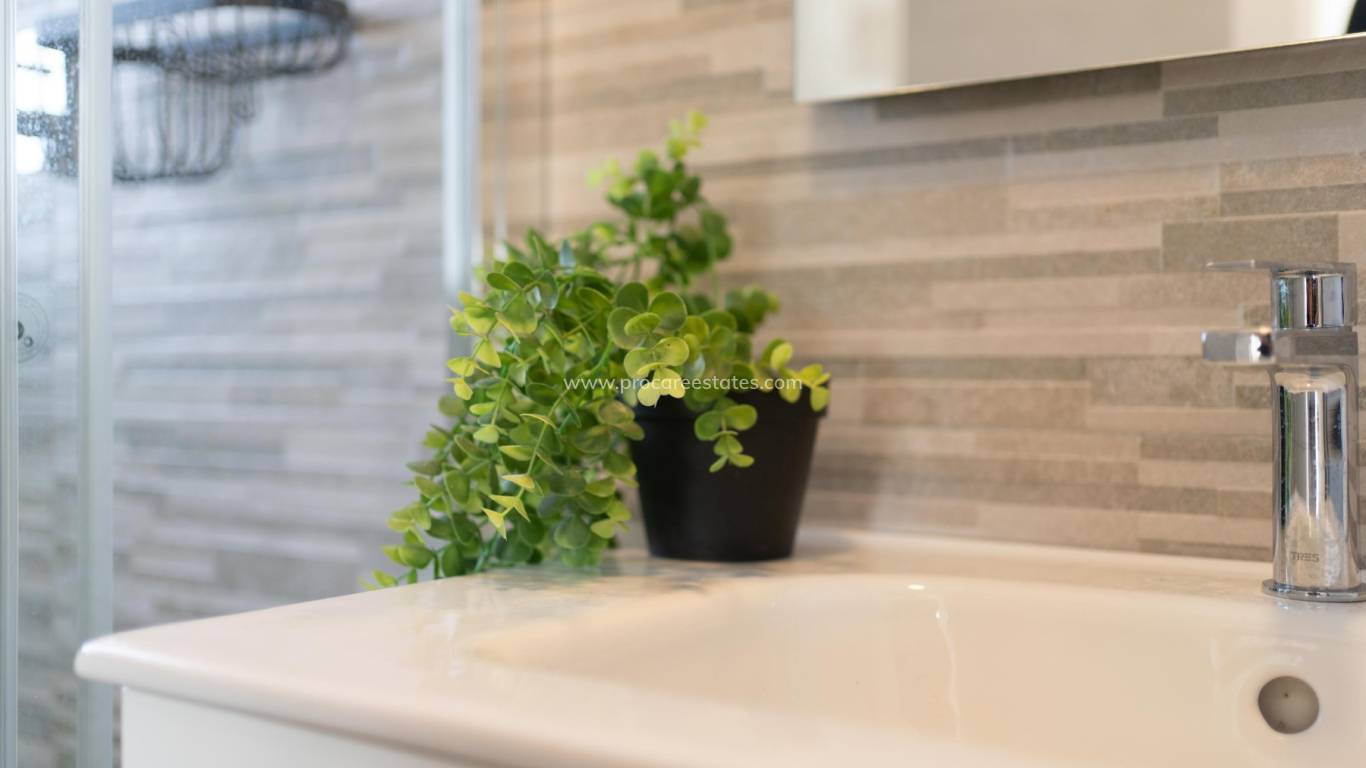 Resale - Town house - Torrevieja - Aguas Nuevas