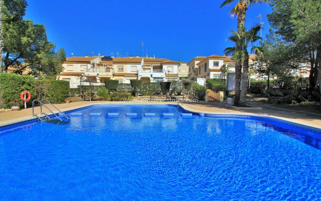 Resale - Town house - Torrevieja - Campoamor