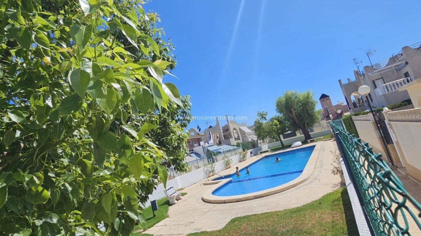 Resale - Town house - Torrevieja - Doña ines