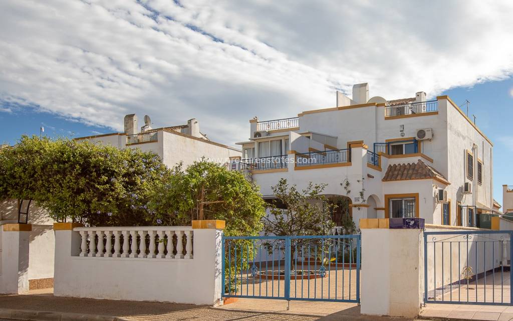 Resale - Town house - Torrevieja - Jardin Del Mar