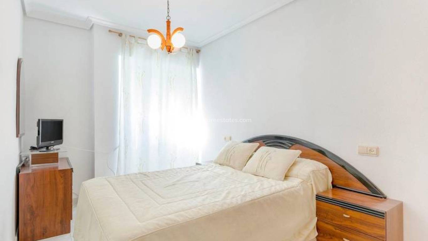 Resale - Town house - Torrevieja - La Mata