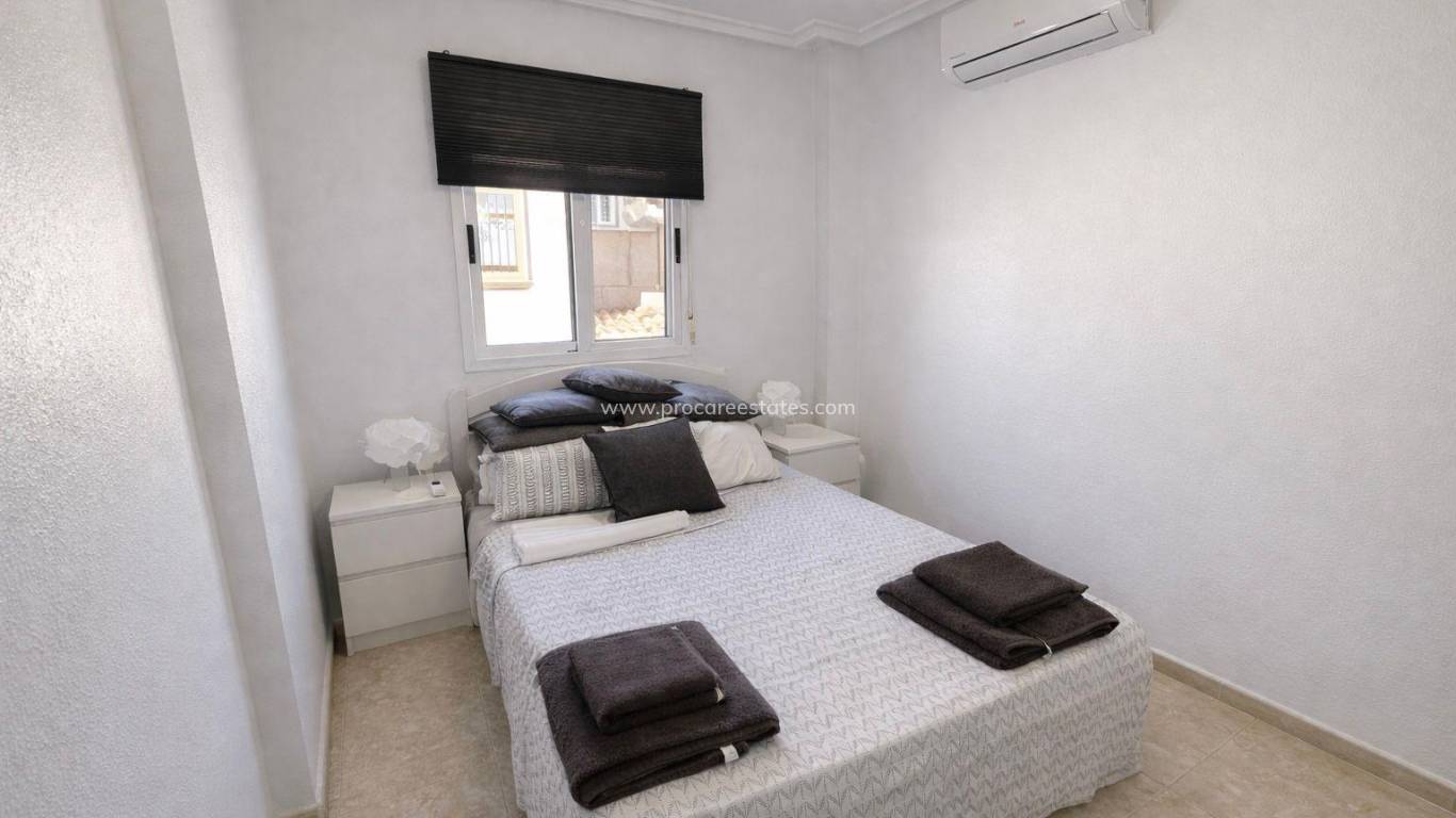 Resale - Town house - Torrevieja - La Siesta - El Salado - Torreta