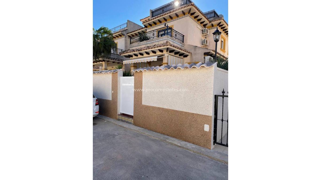 Resale - Town house - Torrevieja - La Siesta - El Salado - Torreta