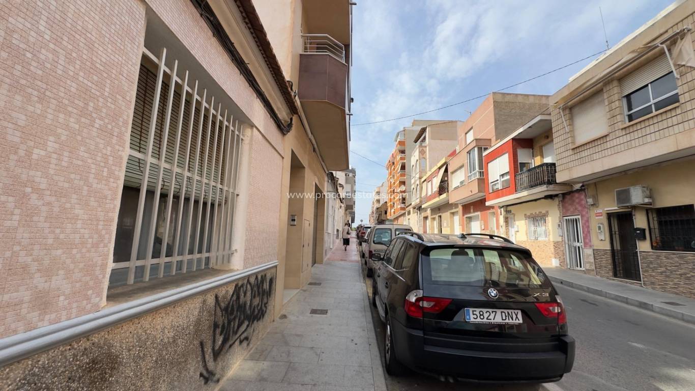 Resale - Town house - Torrevieja - La Siesta - El Salado - Torreta