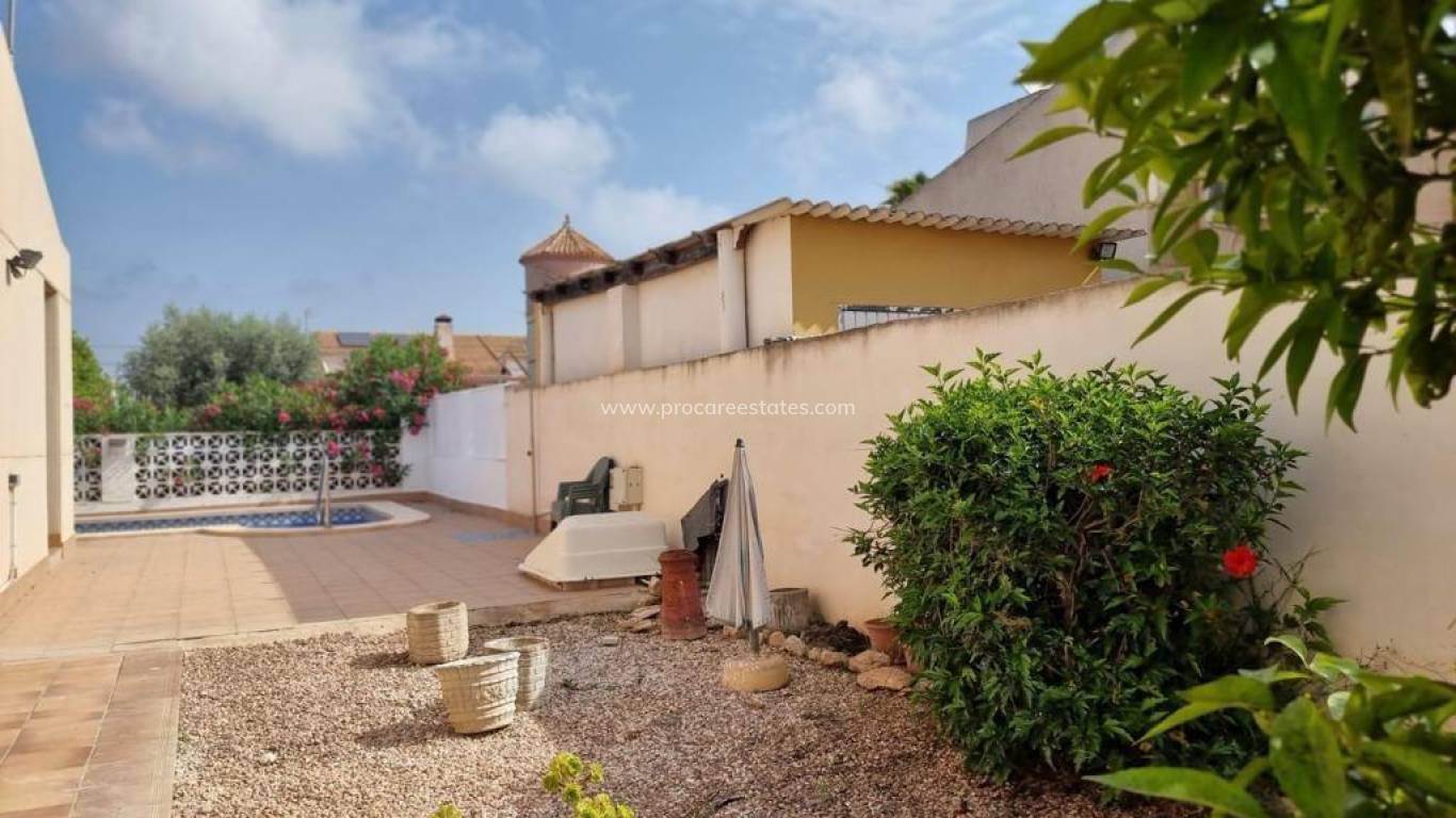 Resale - Town house - Torrevieja - La Siesta - San Luis