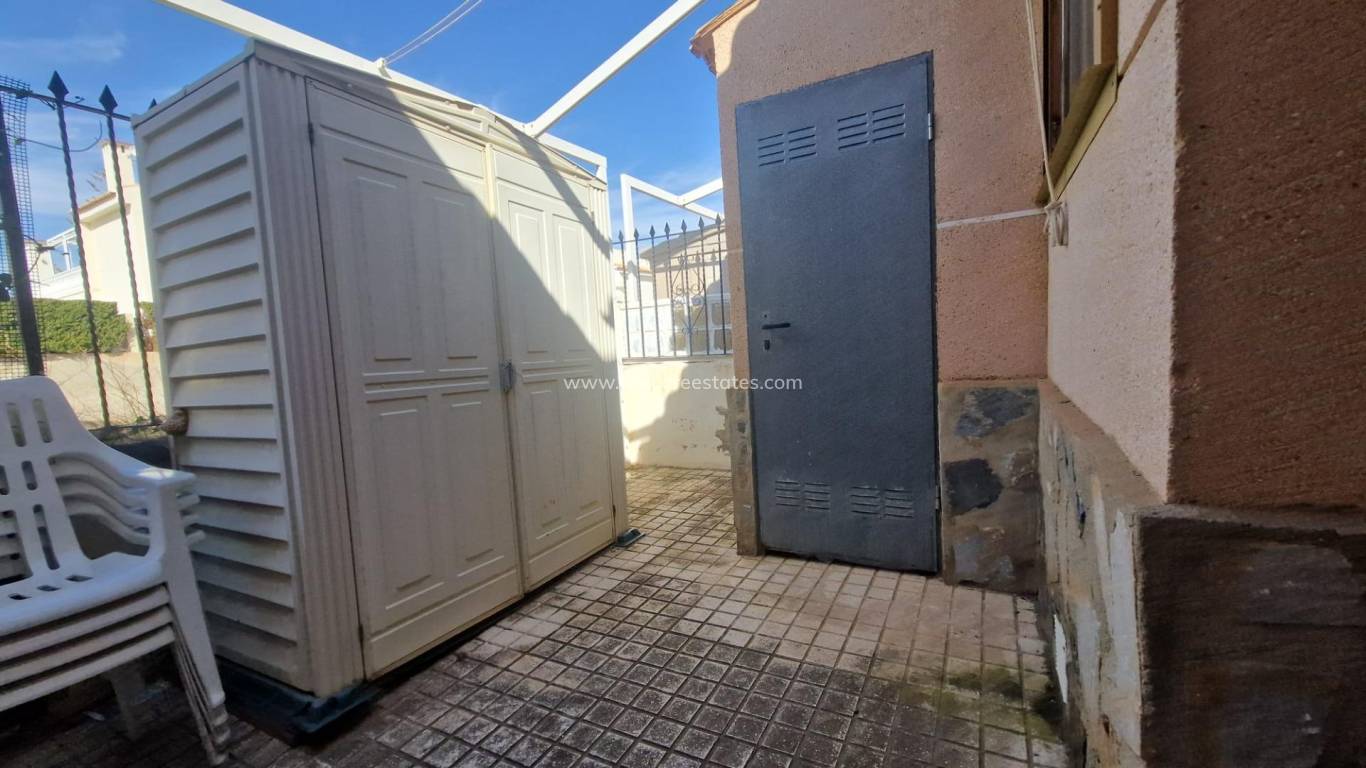 Resale - Town house - Torrevieja - La Siesta - San Luis