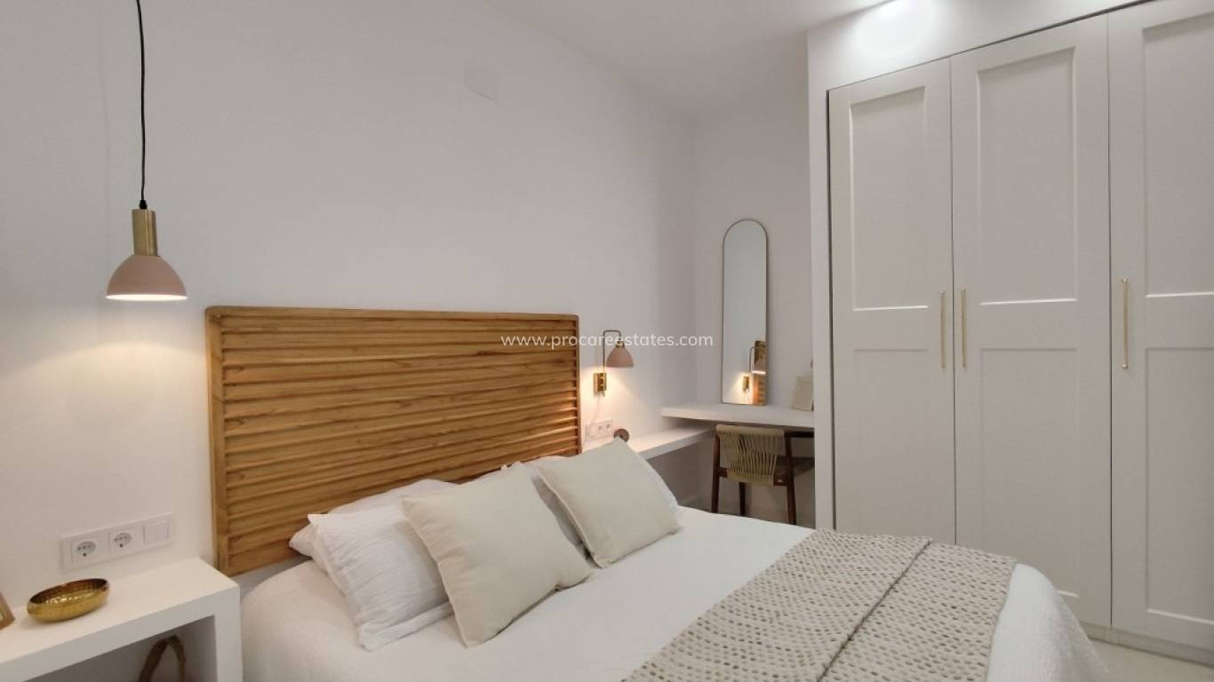 Resale - Town house - Torrevieja - La Siesta - San Luis