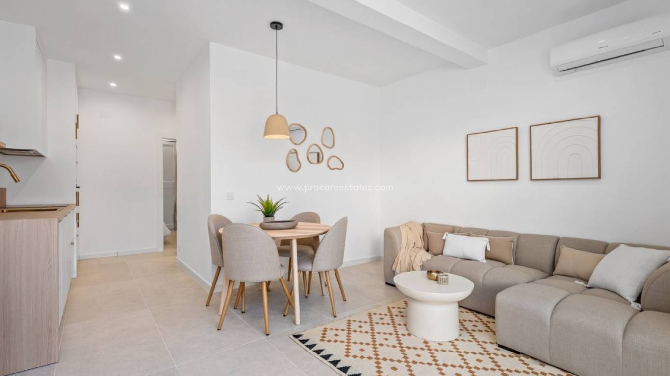 Resale - Town house - Torrevieja - La Siesta - San Luis