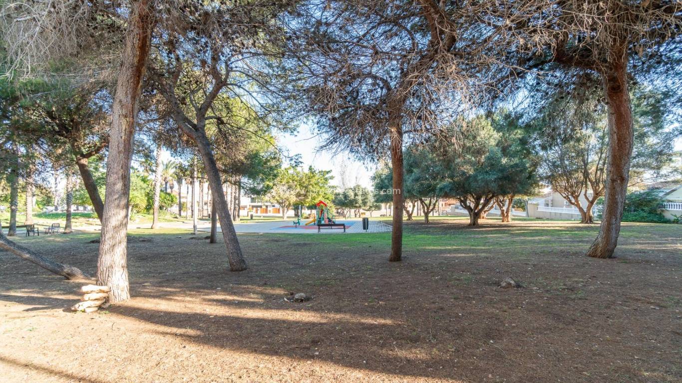 Resale - Town house - Torrevieja - Los Balcones - Los Altos del Edén
