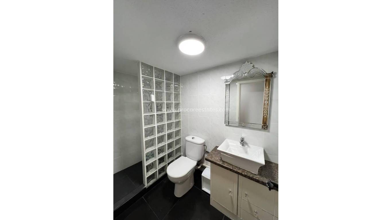 Resale - Town house - Torrevieja - Los Balcones