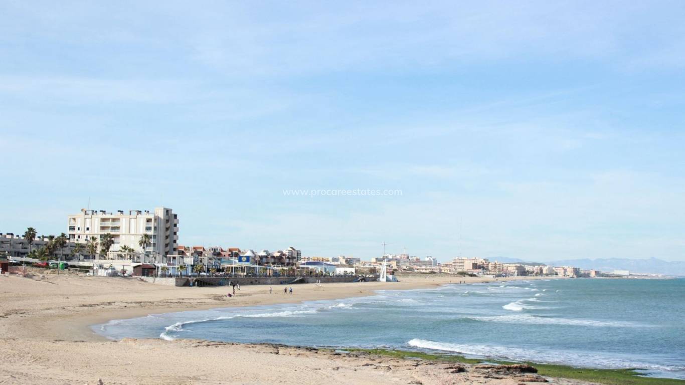 Resale - Town house - Torrevieja - Los Europeos