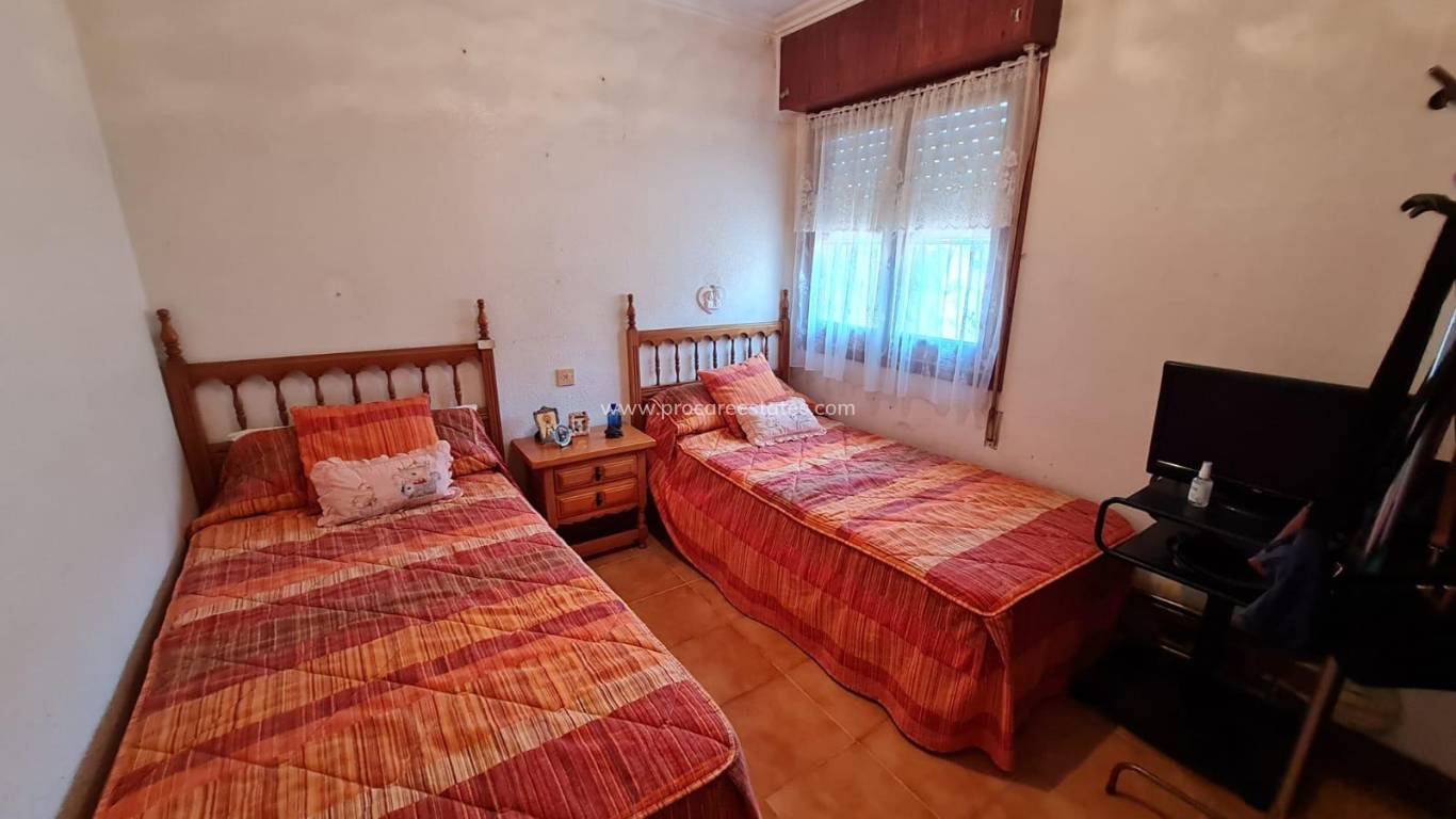 Resale - Town house - Torrevieja - Playa Del Cura