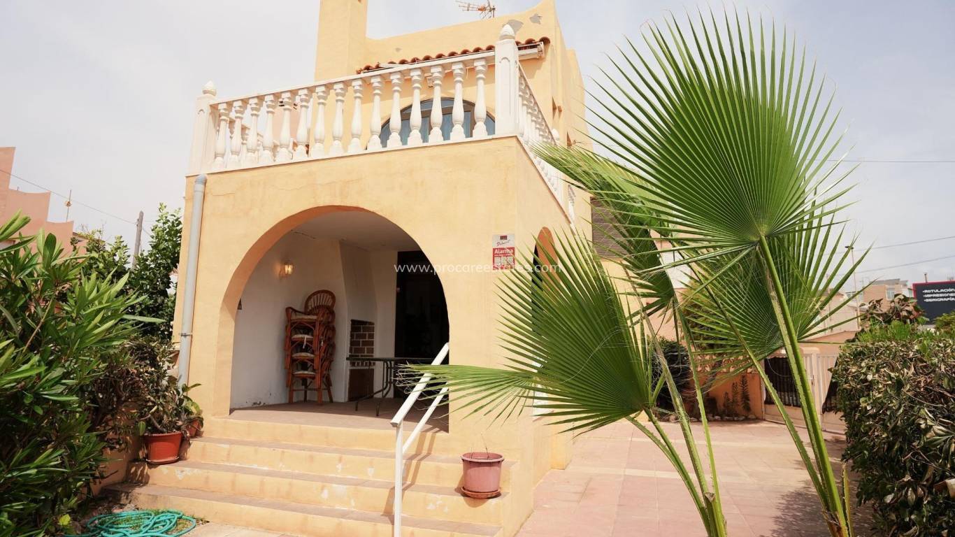 Resale - Town house - Torrevieja - Playa Los Locos