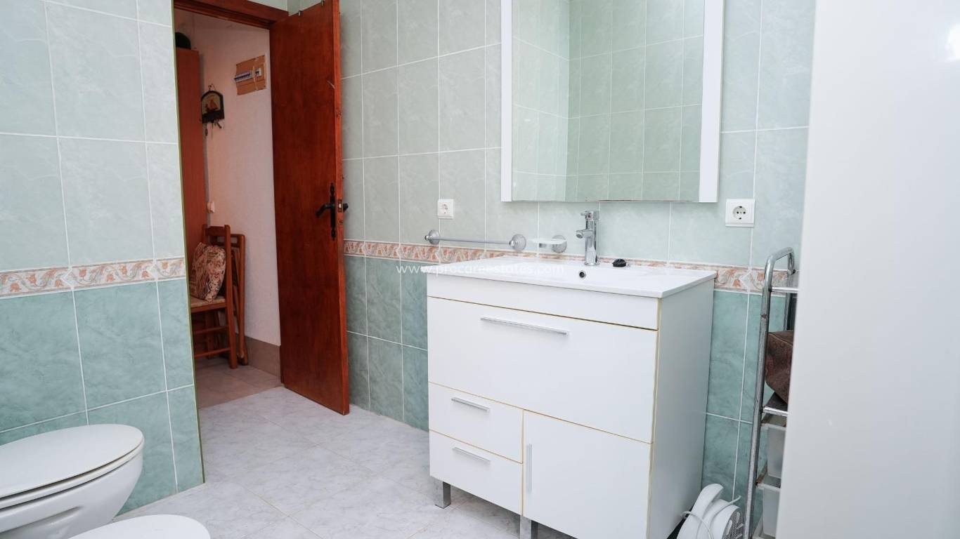 Resale - Town house - Torrevieja - Playa Los Locos