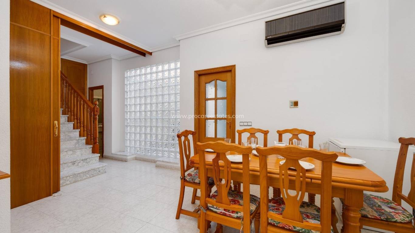 Resale - Town house - Torrevieja - Torrevieja Center